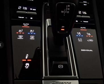 Porsche Cayenne E-Hybrid — photo 15
