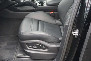 Porsche Cayenne S — photo 32