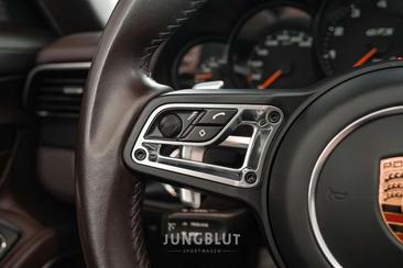 Porsche 911 Cabriolet Carrera 4 GTS — photo 48