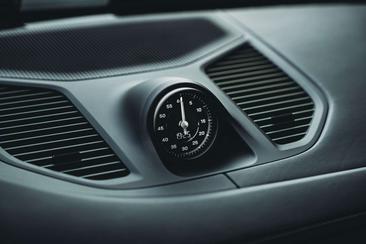 Porsche Cayenne S E-Hybrid — photo 27