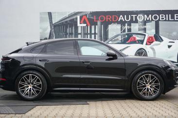 Porsche Cayenne S — photo 38