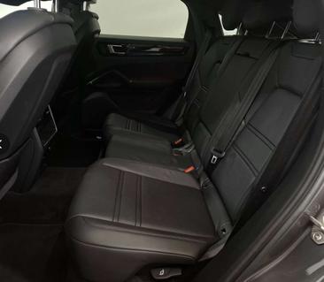 Porsche Cayenne E-Hybrid — photo 17