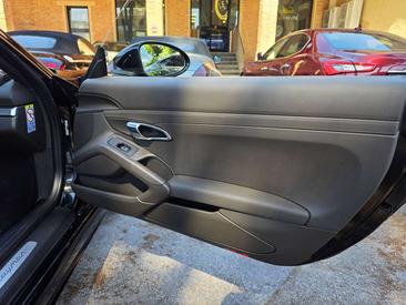 Porsche 718 Cayman — photo 12