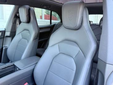 Porsche Cayenne III — photo 8