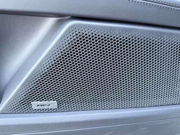 Porsche Cayenne III — photo 17