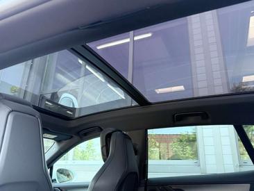 Porsche Cayenne III — photo 20