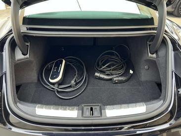Porsche Taycan 4S — photo 13