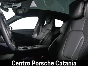 Porsche Taycan 4S — photo 6