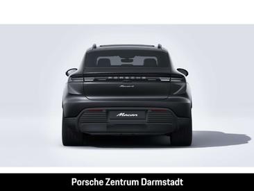 Porsche Macan — photo 7