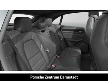 Porsche Macan — photo 13