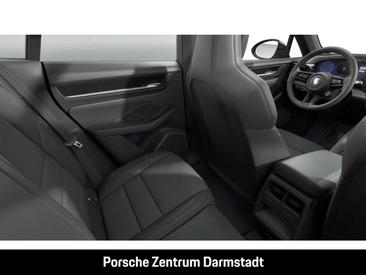 Porsche Macan — photo 14