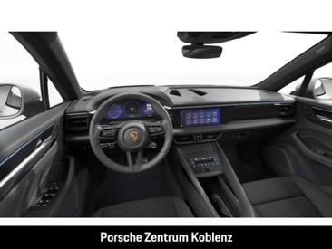 Porsche Macan — photo 11