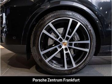 Porsche Cayenne II Turbo — photo 6
