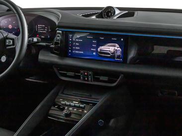 Porsche Macan II 4S — photo 14