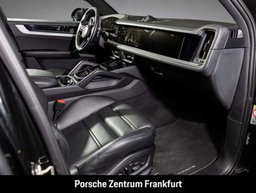 Porsche Cayenne II Turbo — photo 14