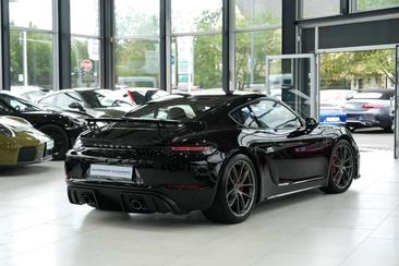Porsche 718 GT4 GT4 — photo 2