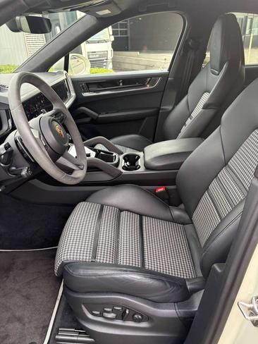 Porsche Cayenne III Base — photo 8
