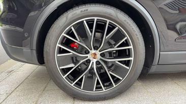 Porsche Macan H2 4S — photo 15