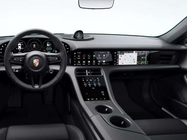 Porsche Taycan 4S — photo 6