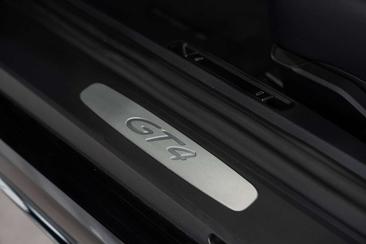 Porsche 718 GT4 GT4 — photo 15