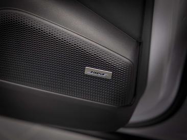 Porsche Macan Electrique — photo 39