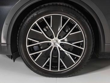Porsche Macan Electrique — photo 9