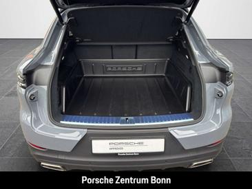 Porsche Cayenne III — photo 20