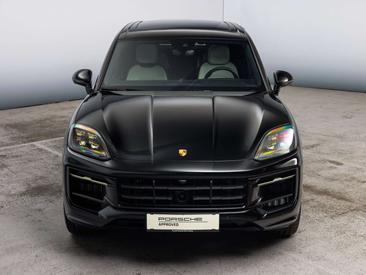 Porsche Cayenne II Turbo — photo 12
