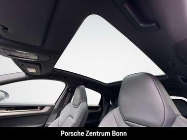 Porsche Cayenne III — photo 26
