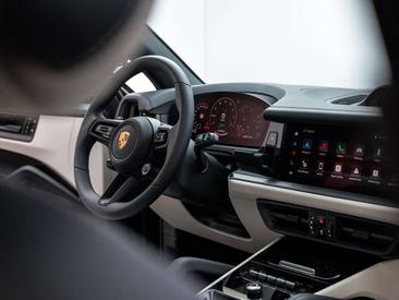 Porsche Cayenne II Turbo — photo 22