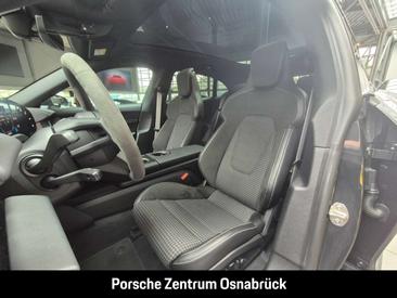 Porsche Taycan 4S — photo 15