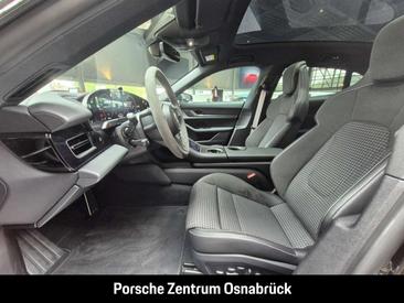 Porsche Taycan 4S — photo 16