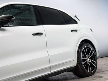 Porsche Cayenne II E-Hybrid — photo 37