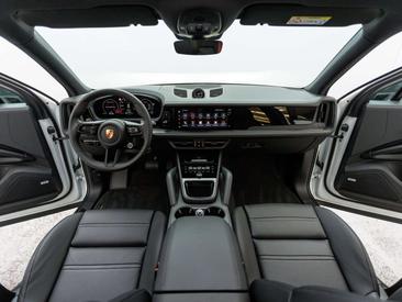 Porsche Cayenne II E-Hybrid — photo 44