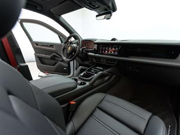 Porsche Cayenne II E-Hybrid — photo 45