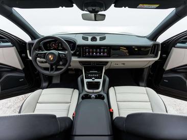 Porsche Cayenne II Turbo — photo 41