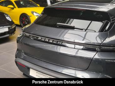 Porsche Taycan 4S — photo 39