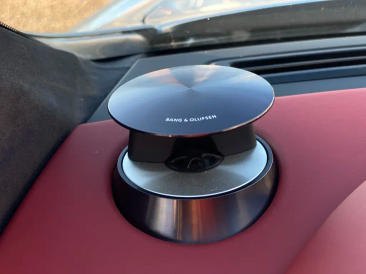 Aston Martin DB9 DB9 Volante — photo 19