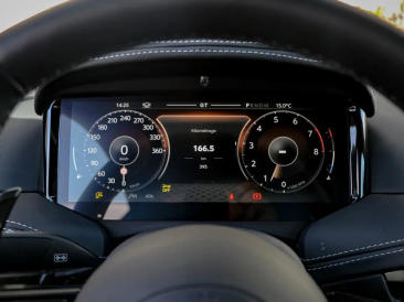 Aston Martin DB12 V8 Coupe — photo 6
