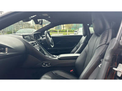 Aston Martin DB11 V8