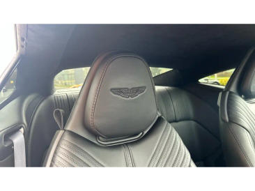 Aston Martin DB11 V8 — photo 5