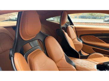 Aston Martin DB12 V8 Coupe — photo 5