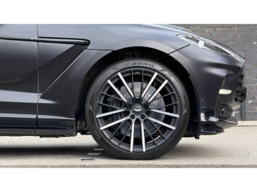 Aston Martin DBX 707 SUV — photo 4