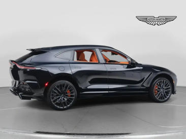 Aston Martin DBX 707 SUV — photo 8