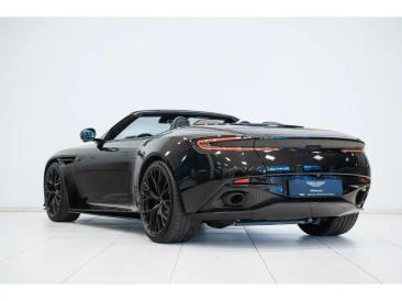 Aston Martin DB12 Volante 4.0 V8 B&W — photo 2