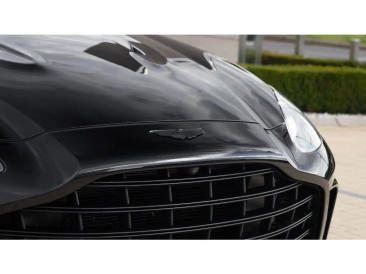 Aston Martin DBX 707 — photo 15