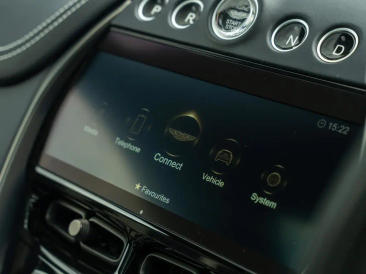 Aston Martin DBX 707 — photo 13