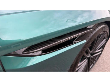 Aston Martin DB12 V8 Coupe — photo 13