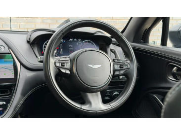 Aston Martin DBX 707 SUV — photo 11