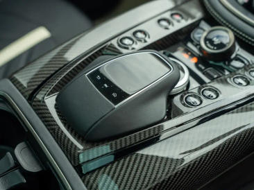 Aston Martin DBX 707 — photo 16